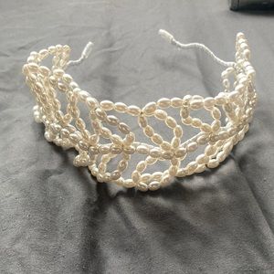 Beaded pearl headband
